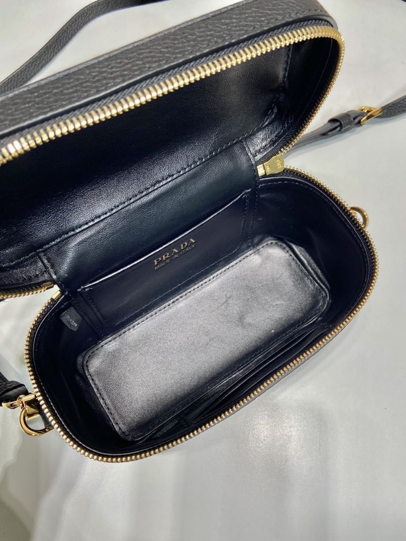 Pra*a box bags